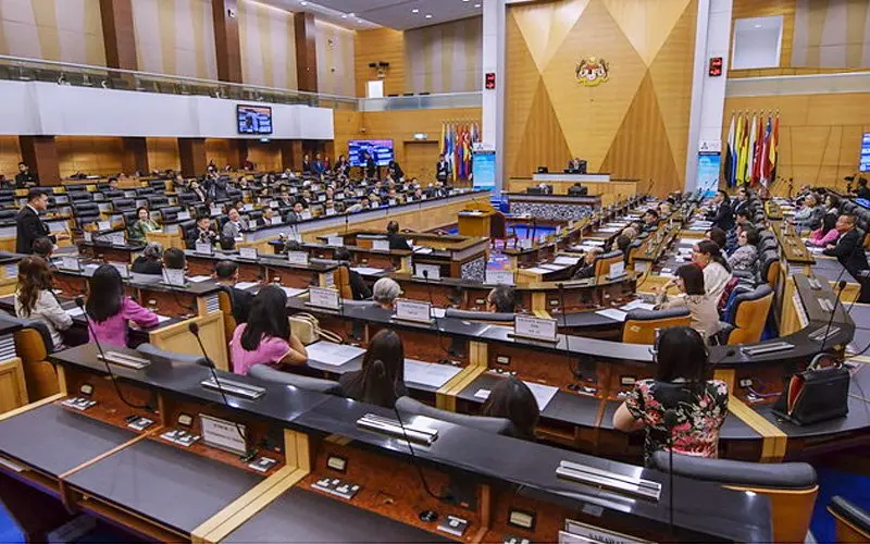 dewan-rakyat-bernama-011118-2.webp